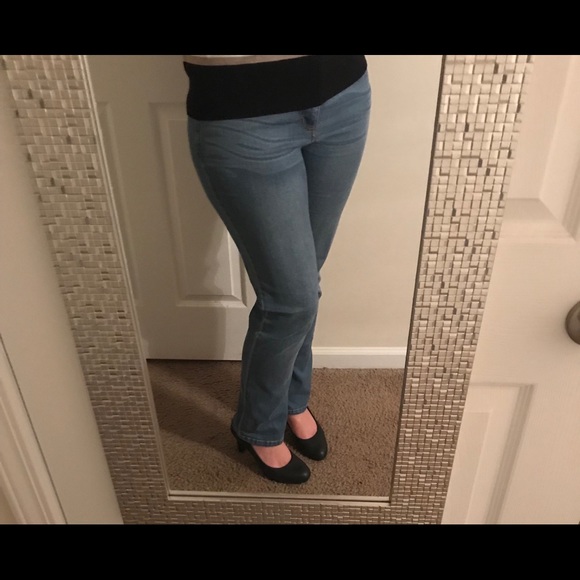 St. John’s Bay jeans. - Picture 2 of 4